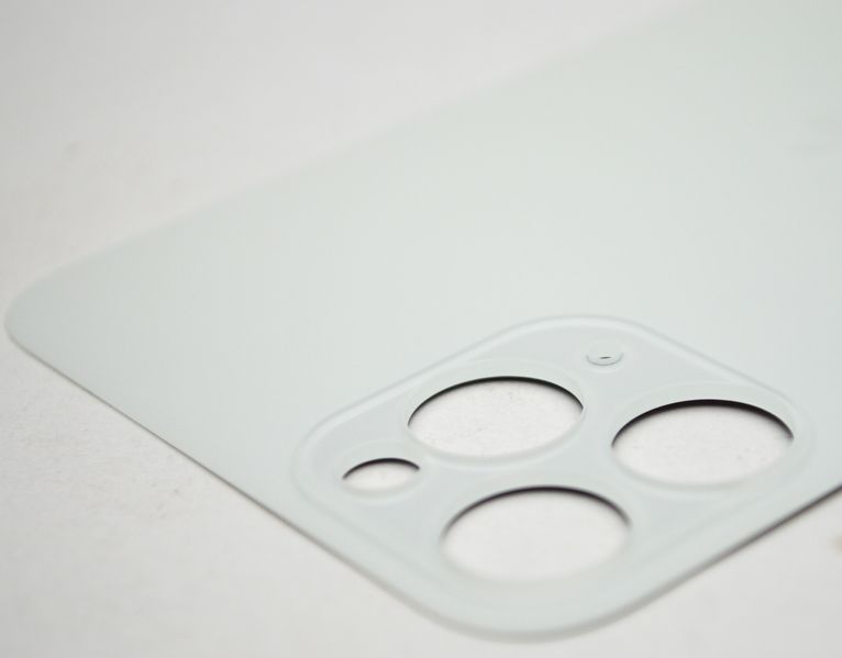Задняя крышка Apple iPhone 11 Pro Silver HC (с большим отверстием под камеру) 63835 фото