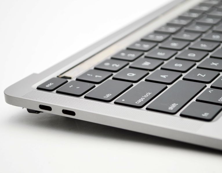 Топкейс с клавиатурой US для Apple Macbook Pro 16"( 2019-2020 ) A2141 Original Used 62949 фото